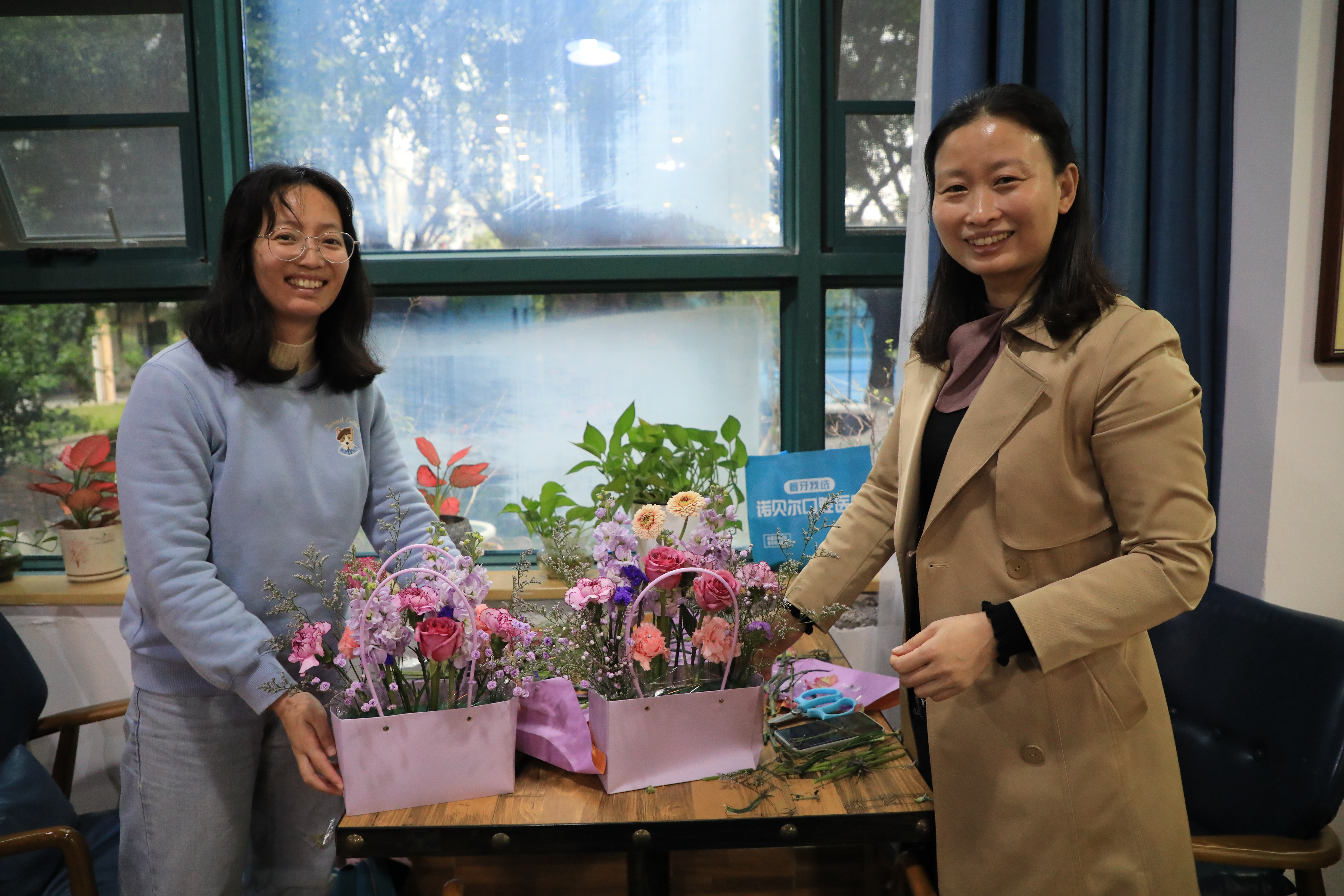 3-创意插花：以花为媒，共赴春约 (12).JPG